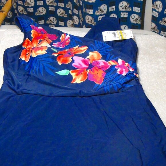 Lands' End Women's Surplice Swim Dress One Piece Swimsuit Tummy Control M 10-12 - Picture 2 of 16